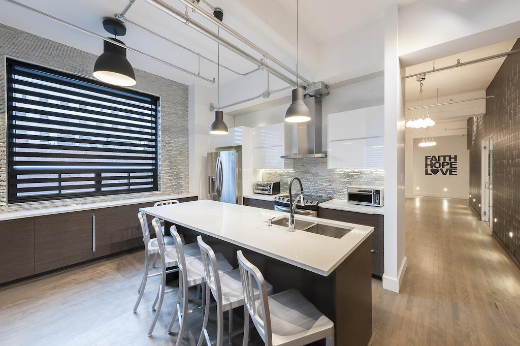The Executive Loft At The Holland Hotel Montreal Ruang foto